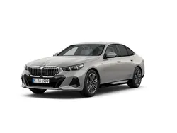 Oxid grey ii metallic metalizowany Używany 2024 BMW 520 Comfort Edition Sedan/Limuzyna | 269 900 zł (Dość drogi)