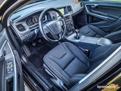 Czarny Używany 2015 Volvo V60 Kombi | 36 900 zł (Dobra cena)