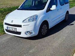 Biały Używany 2014 Peugeot Partner Tepee Minivan | 23 900 zł