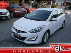 Biały Używany 2015 Hyundai i30 Kombi | 30 800 zł (Dobra cena)