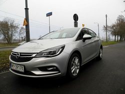 Srebrny Używany 2017 Opel Astra Hatchback | 32 900 zł (Uczciwa cena)