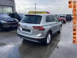 Złoty (metalik) Używany 2016 VW Tiguan SUV | 56 900 zł