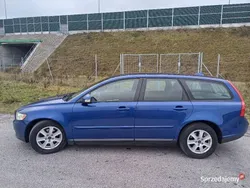 Niebieski Używany 2010 Volvo V50 Kombi | 17 900 zł (Uczciwa cena)