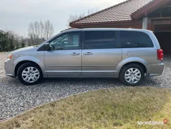 Srebrny Używany 2015 Dodge Grand Caravan Minivan | 34 900 zł (Super Cena)