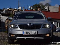 Srebrny Używany 2016 Skoda Octavia Scout Scout 4x4 Kombi | 52 500 zł