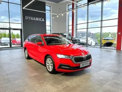 Czerwony Używany 2021 Skoda Octavia Ambition Kombi | 55 900 zł (Dobra cena)