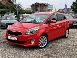 Czerwony ciemny (metalik) Używany 2013 Kia Carens 2 Minivan | 29 900 zł (Uczciwa cena)