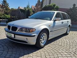 Srebrny Używany 2005 BMW 318 Kombi | 7500 zł