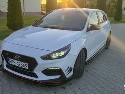 Biały Używany 2017 Hyundai i30 Hatchback | 83 000 zł
