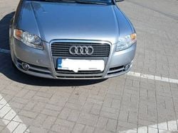 Srebrny Używany 2005 Audi A4 Sedan/Limuzyna | 10 100 zł (Dobra cena)