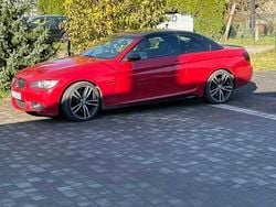Czerwony Używany 2009 BMW 325 Cabriolet Kabriolet | 35 000 zł