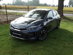 Szary Używany 2023 Kia XCeed SUV | 89 900 zł (Uczciwa cena)