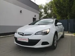 Biały Używany 2011 Opel Astra GTC | 28 900 zł