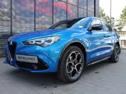 Lakier metalizowany niebieski misano blue Nowe 2025 Alfa Romeo Stelvio Veloce SUV | 241 860 zł