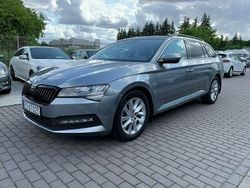 Szary Używany 2020 Skoda Superb Kombi | 88 000 zł (Dość drogi)