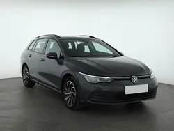 Szary Używany 2021 VW Golf VIII Kombi | 78 499 zł (Uczciwa cena)