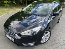 Czarny (metalik) Używany 2015 Ford Focus Kombi | 32 900 zł (Uczciwa cena)