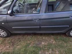 Niebieski Używany 2006 Citroën C2 Hatchback | 5500 zł (Uczciwa cena)