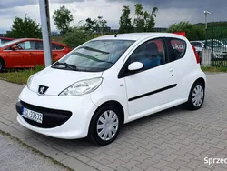 Biały Używany 2009 Peugeot 107 Hatchback | 14 900 zł