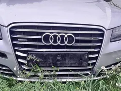 Używany 2011 Audi A8L Sedan/Limuzyna | 51 000 zł