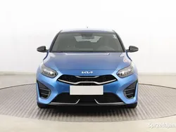 Niebieski Używany 2022 Kia ProCeed Hatchback | 97 999 zł (Uczciwa cena)