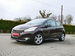 Brązowy Używany 2013 Peugeot 208 Hatchback | 14 900 zł (Uczciwa cena)