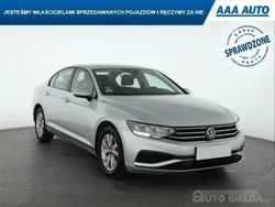 Srebrny Używany 2020 VW Passat | 63 999 zł (Dobra cena)