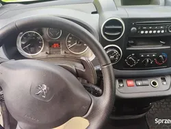 Biały Używany 2014 Peugeot Partner Tepee Minivan | 24 500 zł