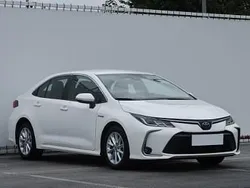 Biały Używany 2021 Toyota Corolla Sedan/Limuzyna | 84 999 zł (Uczciwa cena)