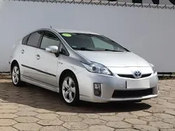 Srebrny Używany 2010 Toyota Prius Hatchback | 31 999 zł (Dobra cena)