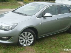 Używany 2013 Opel Astra | 33 900 zł (Dość drogi)