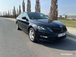 Czarny Używany 2019 Skoda Octavia Sedan/Limuzyna | 50 000 zł (Uczciwa cena)