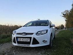 Biały Używany 2014 Ford Focus Hatchback | 22 000 zł (Uczciwa cena)