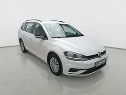 Biały Używany 2020 VW Golf VII Kombi | 33 500 zł (Dobra cena)