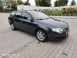 Niebieski Używany 2006 VW Passat Kombi | 9900 zł (Uczciwa cena)