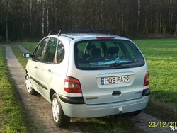 Srebrny Używany 2001 Renault Scénic Minivan | 3000 zł (Uczciwa cena)