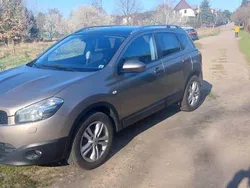Złoty Używany 2010 Nissan Qashqai SUV | 28 500 zł (Drogi)