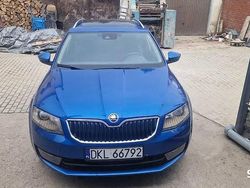 Niebieski Używany 2015 Skoda Octavia Kombi | 12 500 zł
