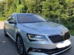 Srebrny Używany 2016 Skoda Superb LAURIN & KLEMENT Sedan/Limuzyna | 80 900 zł (Drogi)