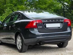 Szary Używany 2011 Volvo S60 Sedan/Limuzyna | 31 900 zł