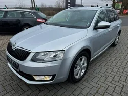Szary (metalik) Używany 2016 Skoda Octavia Sedan/Limuzyna | 38 900 zł (Dość drogi)