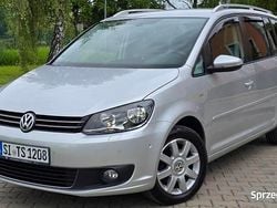 Srebrny Używany 2014 VW Touran Highline Minivan | 31 900 zł (Super Cena)