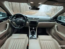 Szary Używany 2016 Skoda Superb LAURIN & KLEMENT Sedan/Limuzyna | 65 000 zł (Dość drogi)