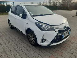 Biały Używany 2020 Toyota Yaris Hybrid Sedan/Limuzyna | 26 900 zł
