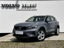 Szary Używany 2023 Volvo XC40 SUV | 139 900 zł (Dobra cena)