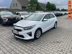 Biały (metalik) Używany 2020 Kia Ceed 2 Hatchback | 23 900 zł