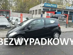 Czarny Używany 2008 Mercedes A200 Hatchback | 9900 zł