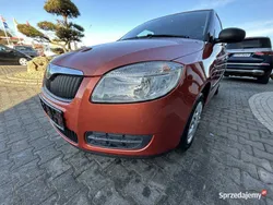 Pomarańczowy (metalik) Używany 2009 Skoda Fabia Hatchback | 16 900 zł