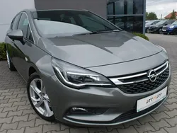 Zielony (metalik) Używany 2019 Opel Astra Hatchback | 35 900 zł (Dobra cena)