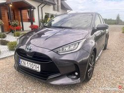 Szary Używany 2022 Toyota Yaris Hybrid Comfort Hatchback | 82 200 zł (Uczciwa cena)